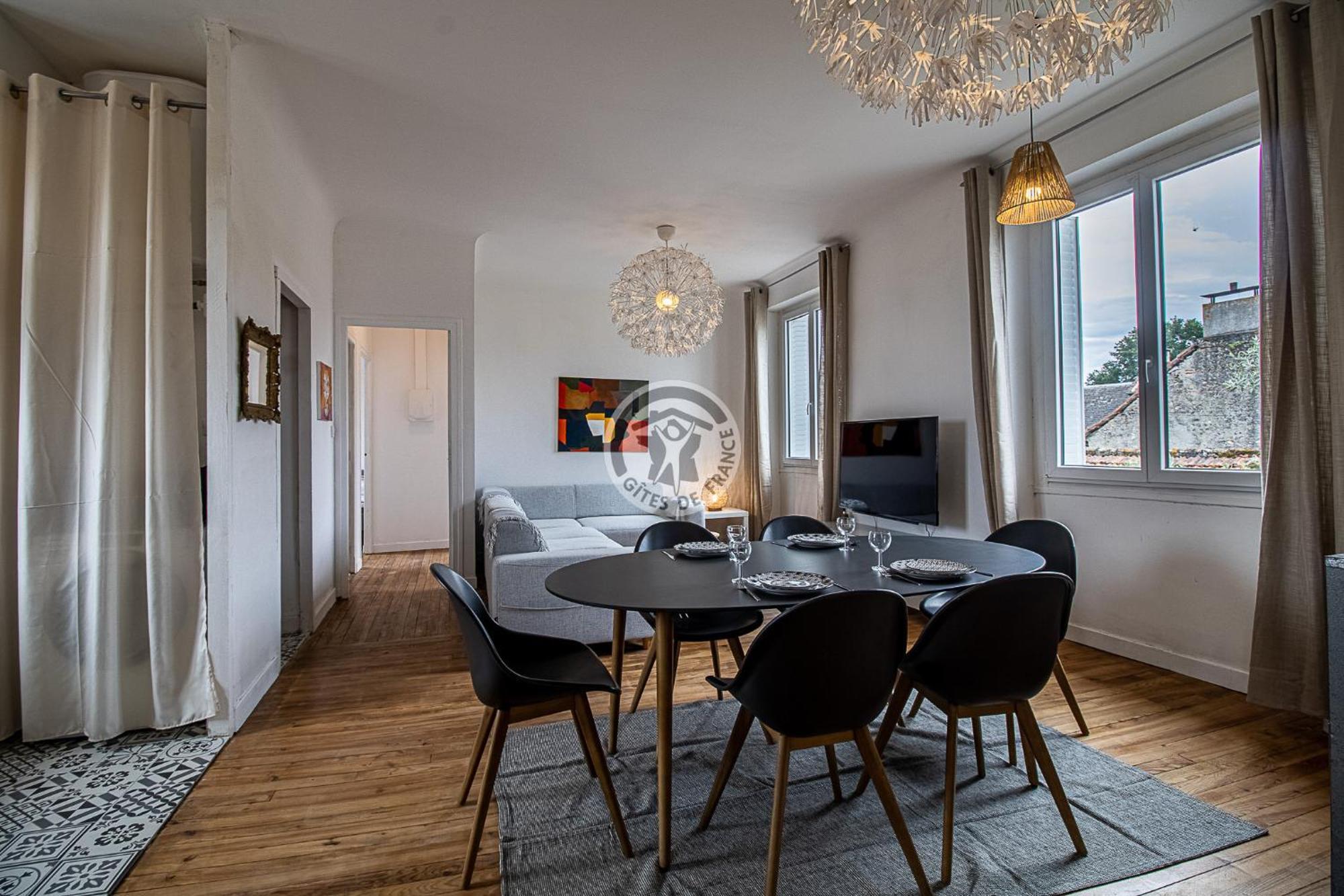 Location Appartement Des Pyrenees Borderes-sur-l'Echez Rum bild