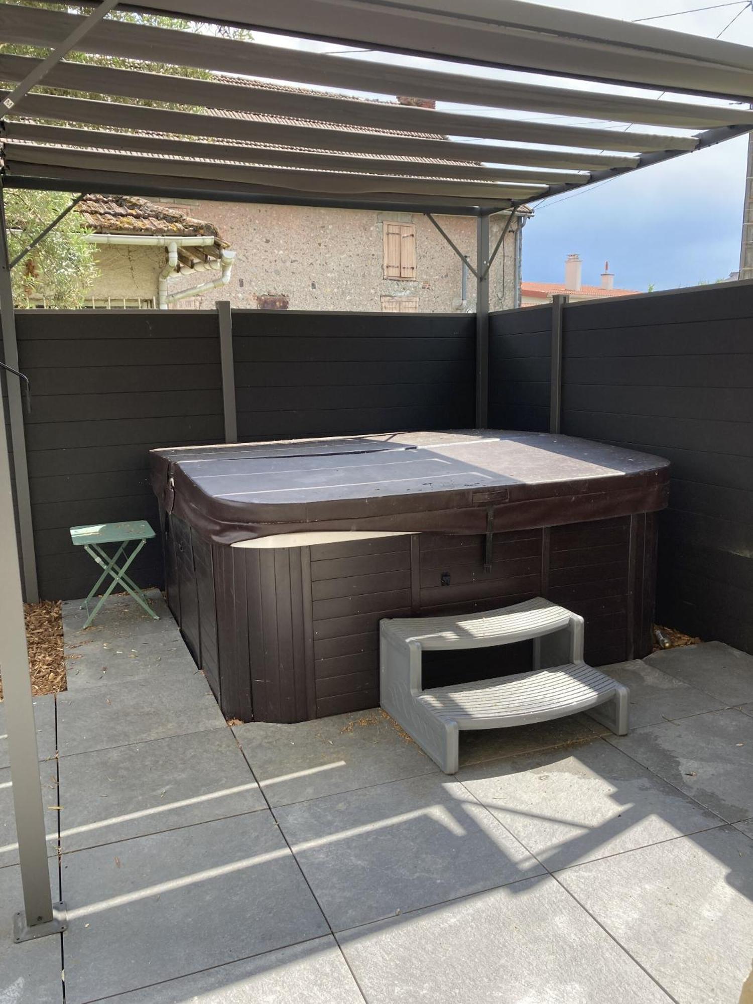 Location Appartement Des Pyrenees Borderes-sur-l'Echez Exteriör bild