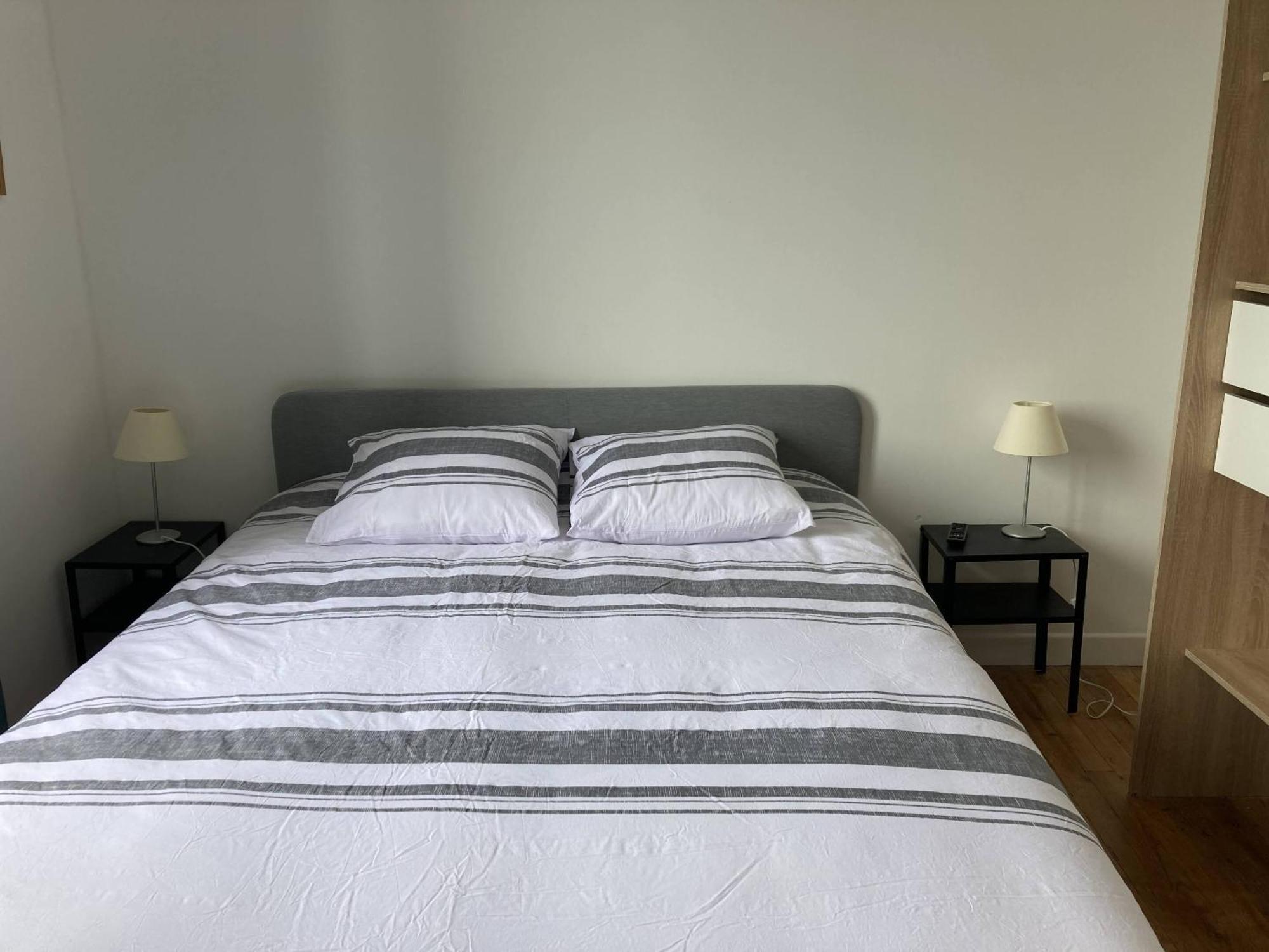 Location Appartement Des Pyrenees Borderes-sur-l'Echez Rum bild