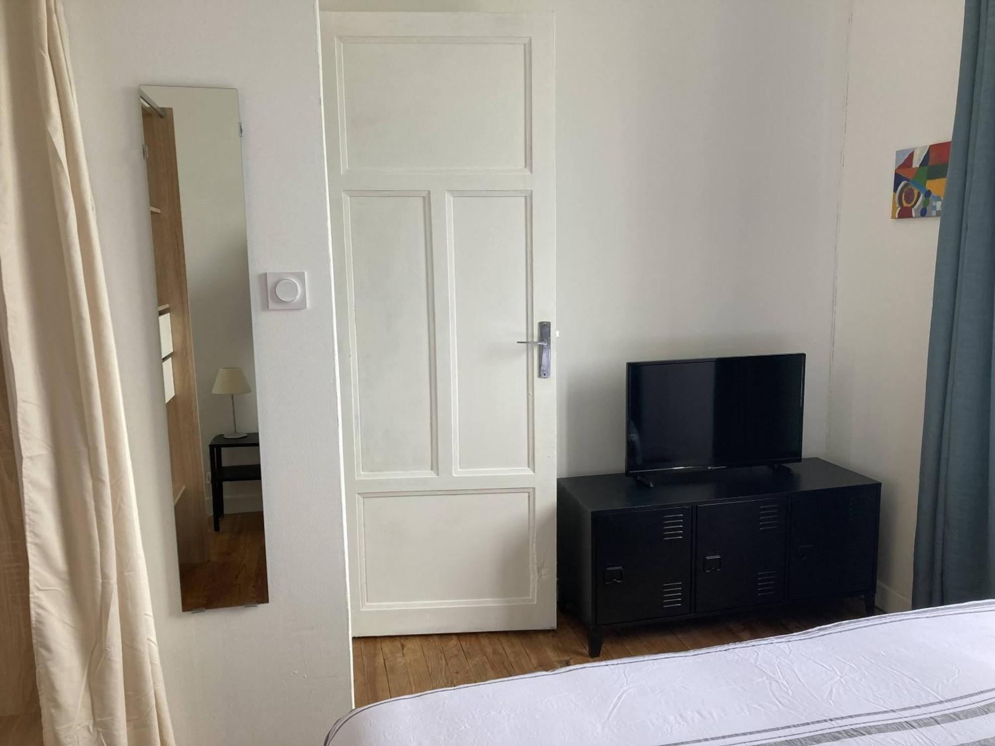 Location Appartement Des Pyrenees Borderes-sur-l'Echez Rum bild