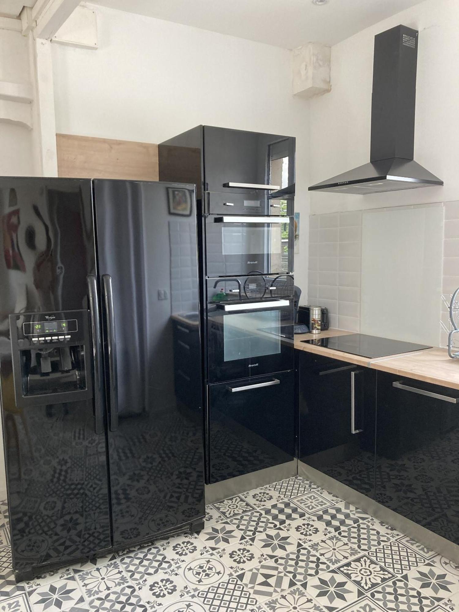 Location Appartement Des Pyrenees Borderes-sur-l'Echez Rum bild
